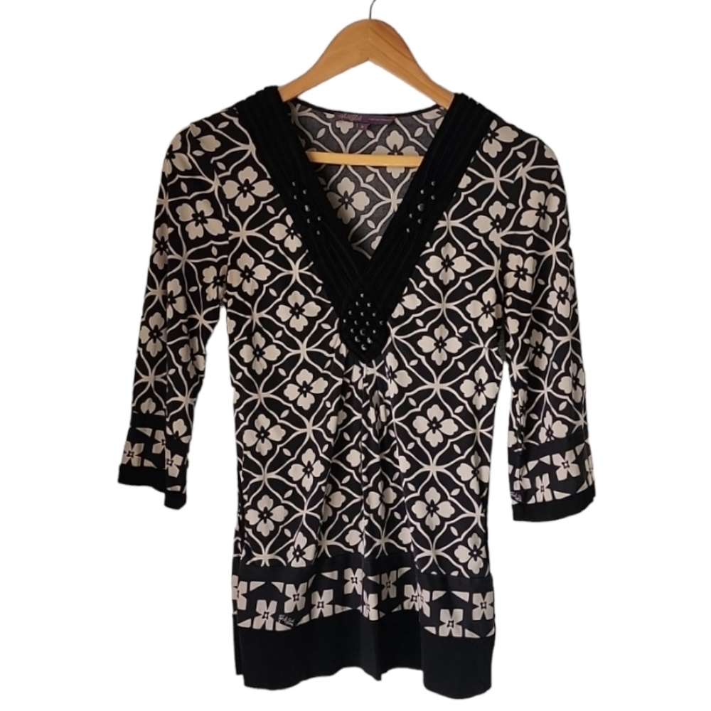 HALE BOB Studded Silk Blouse S Monogram 3/4 Sleeve No Wrinkle Travel Top - Picture 11 of 16